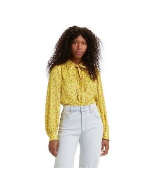 the Marianna Blouse by Levi’s
